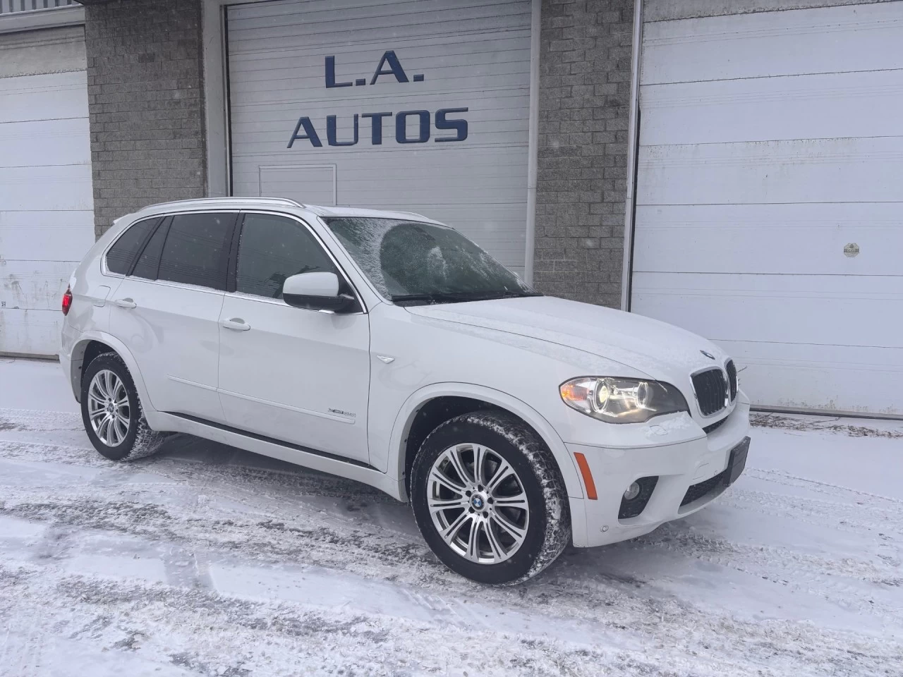 2012 BMW X5 35i Image principale