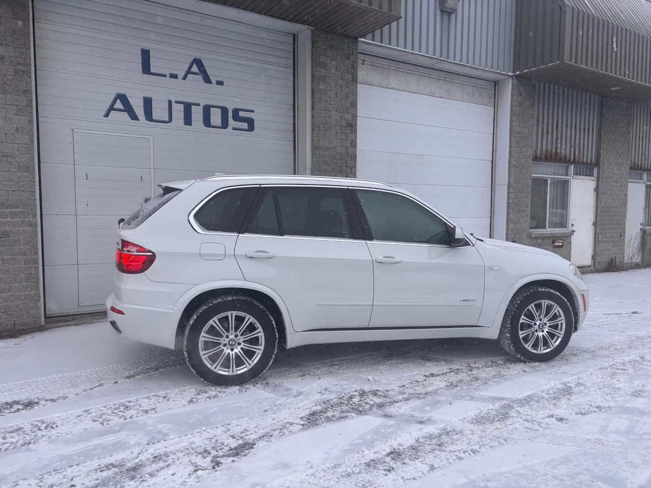 2012 BMW X5 35i Main Image