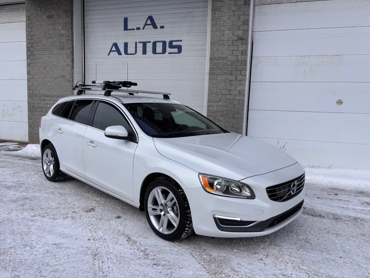 2015 Volvo V60 T5 Premier Plus Image principale