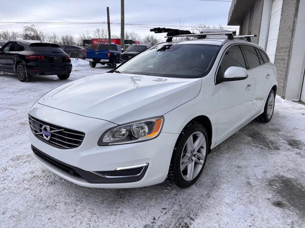 2015 Volvo V60 T5 Premier Plus Image principale