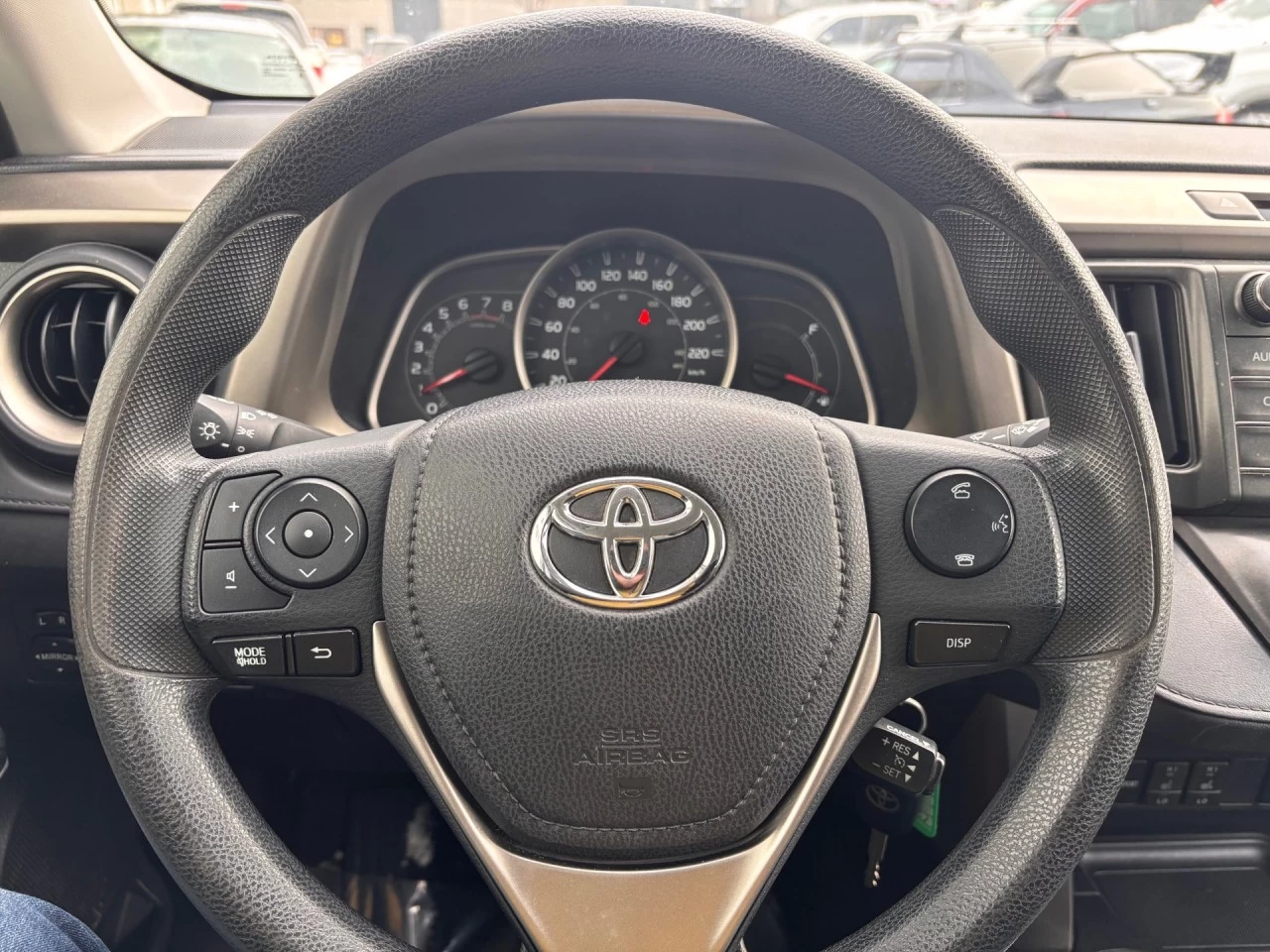 2015 Toyota RAV4 le Image principale