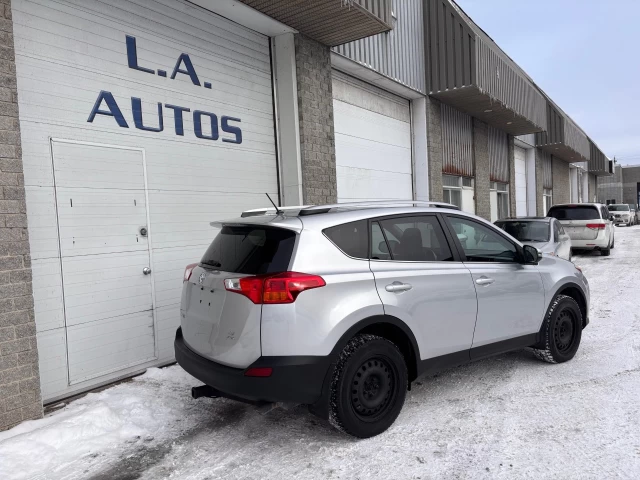 Toyota RAV4 le 2015