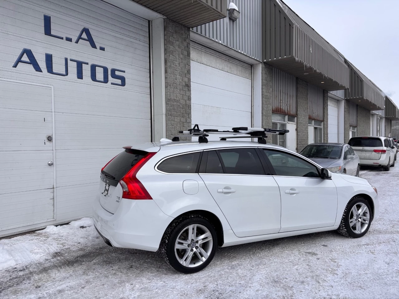 2015 Volvo V60 T5 Premier Plus Image principale