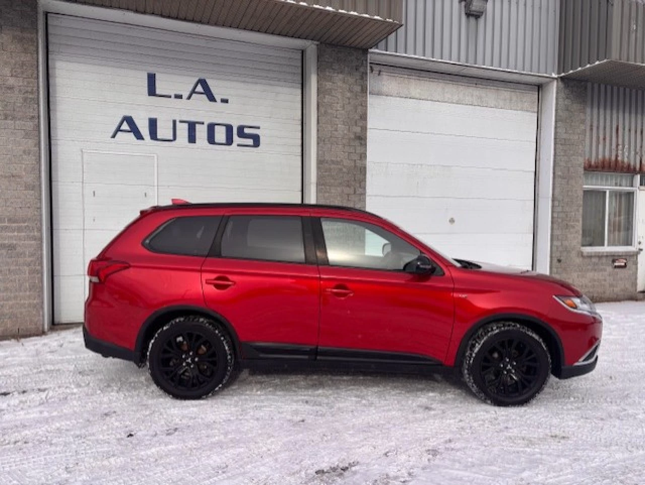 2018 Mitsubishi Outlander  Image principale