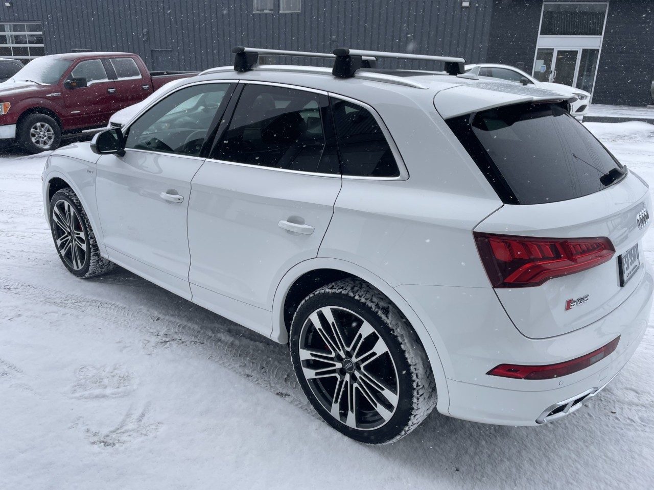 2018 Audi SQ5 Progressiv Image principale