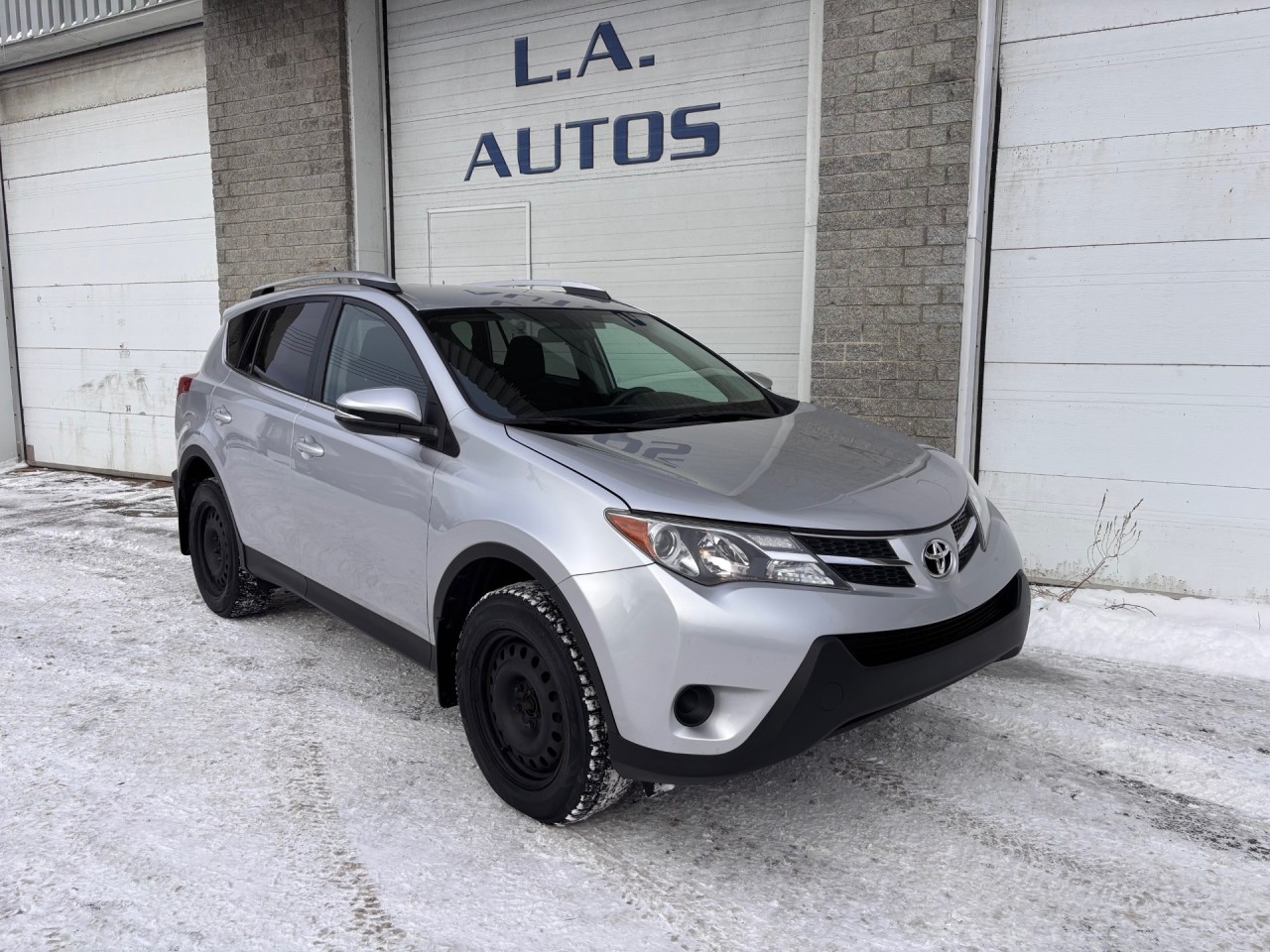 2015 Toyota RAV4 le Image principale