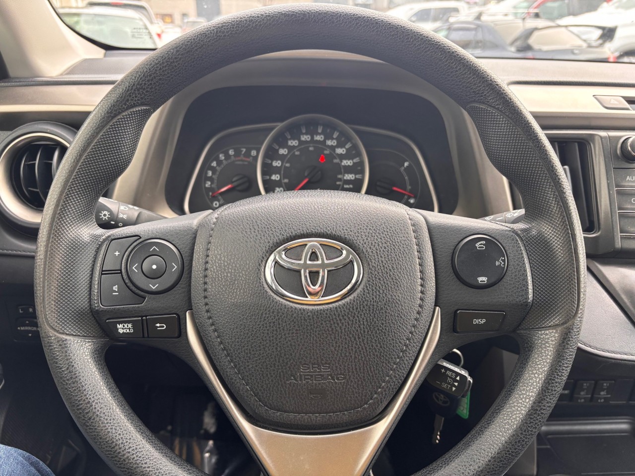 2015 Toyota RAV4 le Image principale