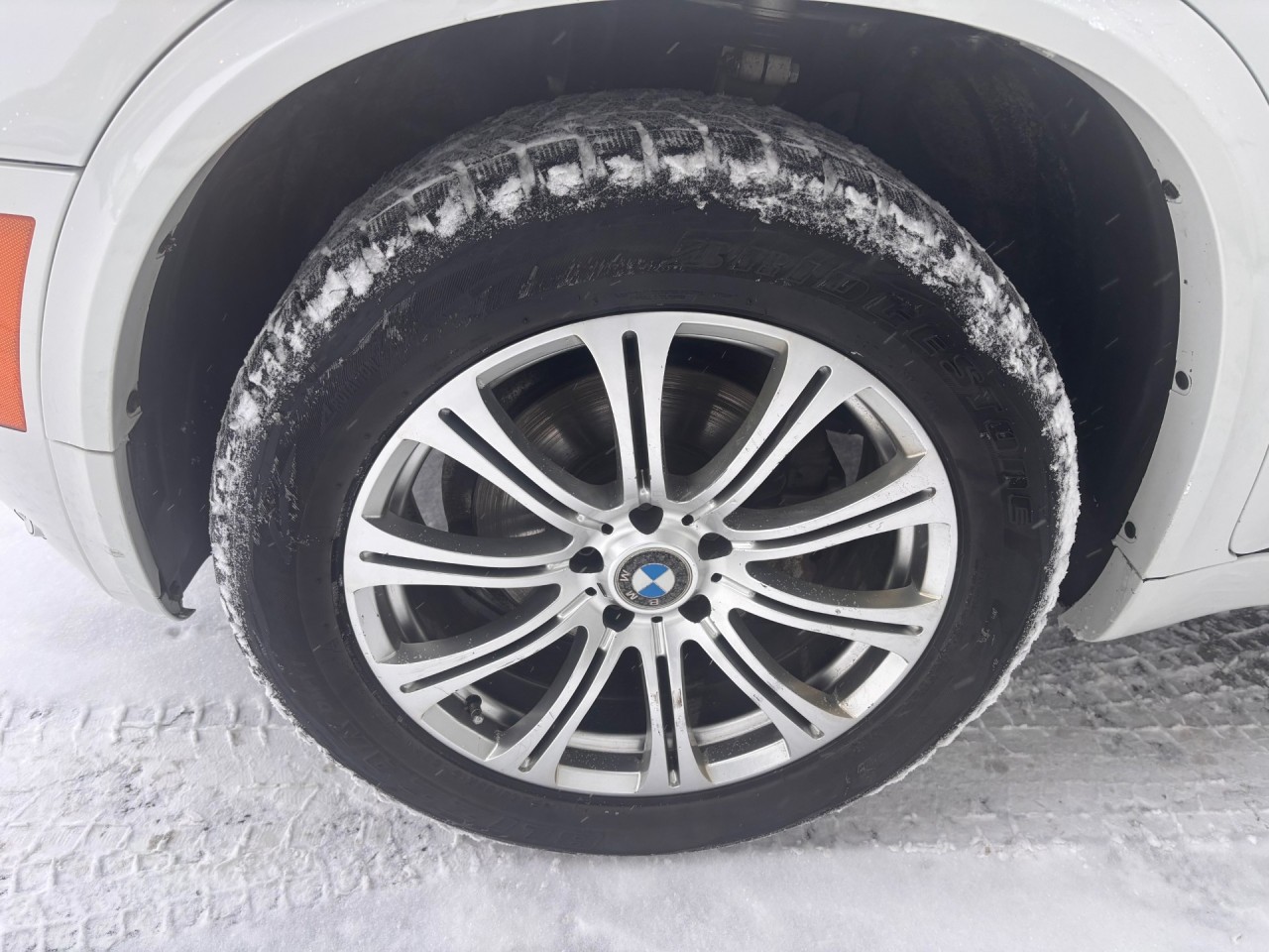 2012 BMW X5 35i Image principale